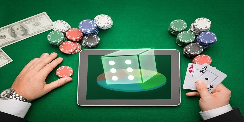 Ưu điểm khi tham gia chơi bài baccarat FB88