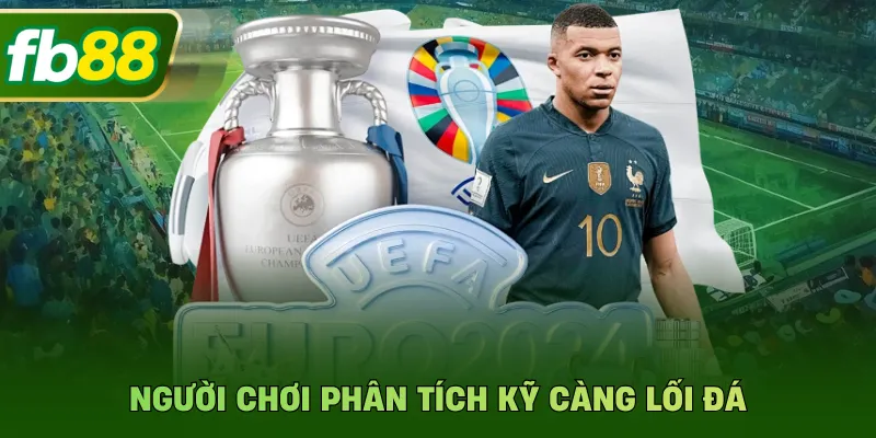 Người chơi phân tích kỹ càng lối đá